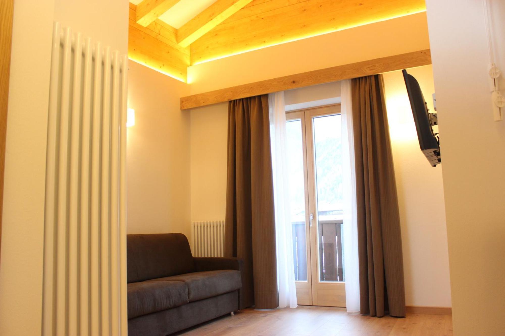 Hotel Collini Pinzolo Kamer foto